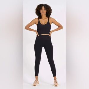 NWOT Vuori Women's Rib Studio Black Leggings Size S